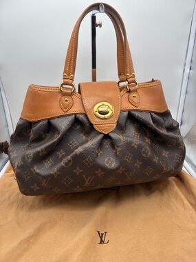 Louis Vuitton monogram boetie mm hand bag with LV dust bag